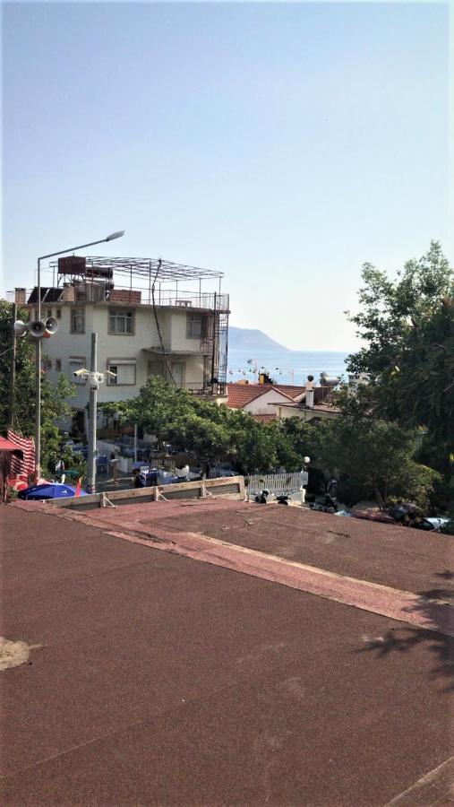דירות קס Smyrna Uzuncarsi מראה חיצוני תמונה