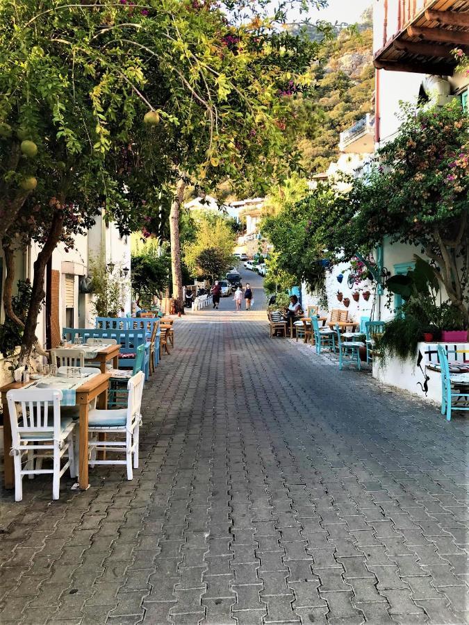 דירות קס Smyrna Uzuncarsi מראה חיצוני תמונה